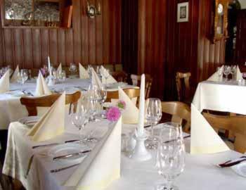 Hotel Restaurant Engel Pfaffenweiler Buitenkant foto